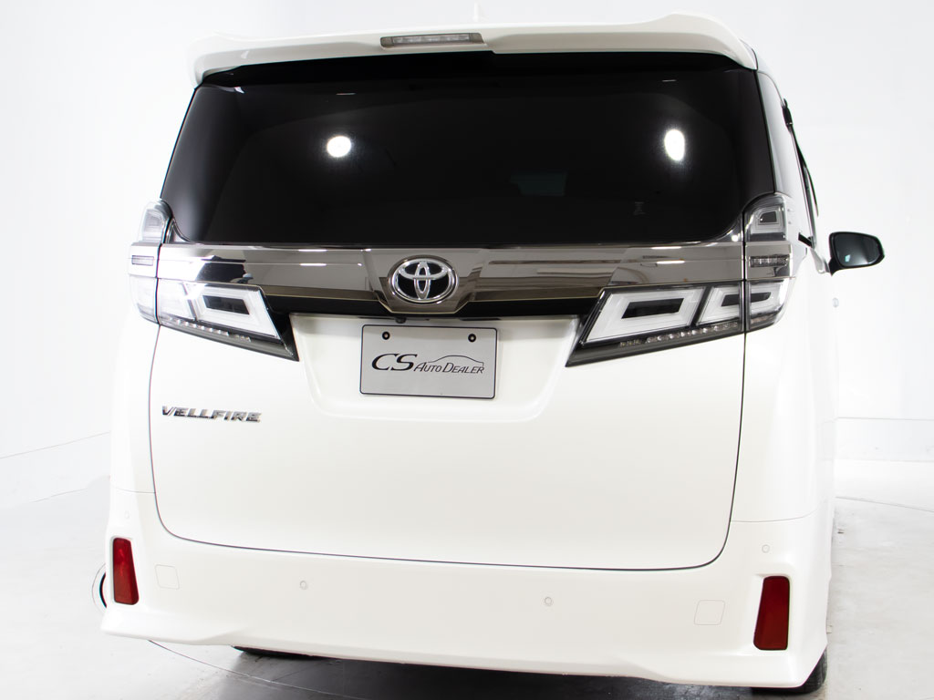 ★展示前点検実施★特殊な機材も用いて、全
車点検を実施しております！
