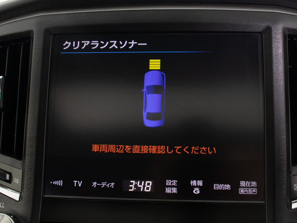 クリアランスソナーが付いています！フロン
ト＆リアにセンサーがあり、障害物に近づく
と警告音が鳴りドライバーへお知らせ！すご
く便利な人気装備です！！