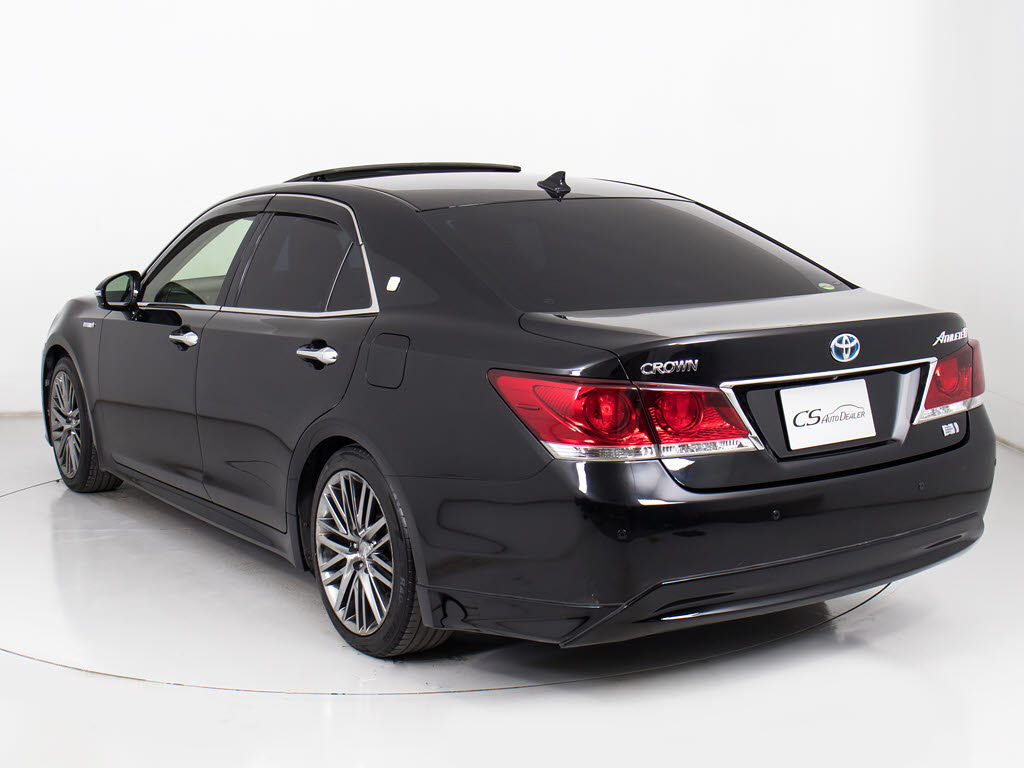 お車の下取りもお任せ下さい！国産、外車、
年式、走行距離問わず、どんなお車でも下取
りさせて頂きます。皆様のご相談お待ちして
おります！