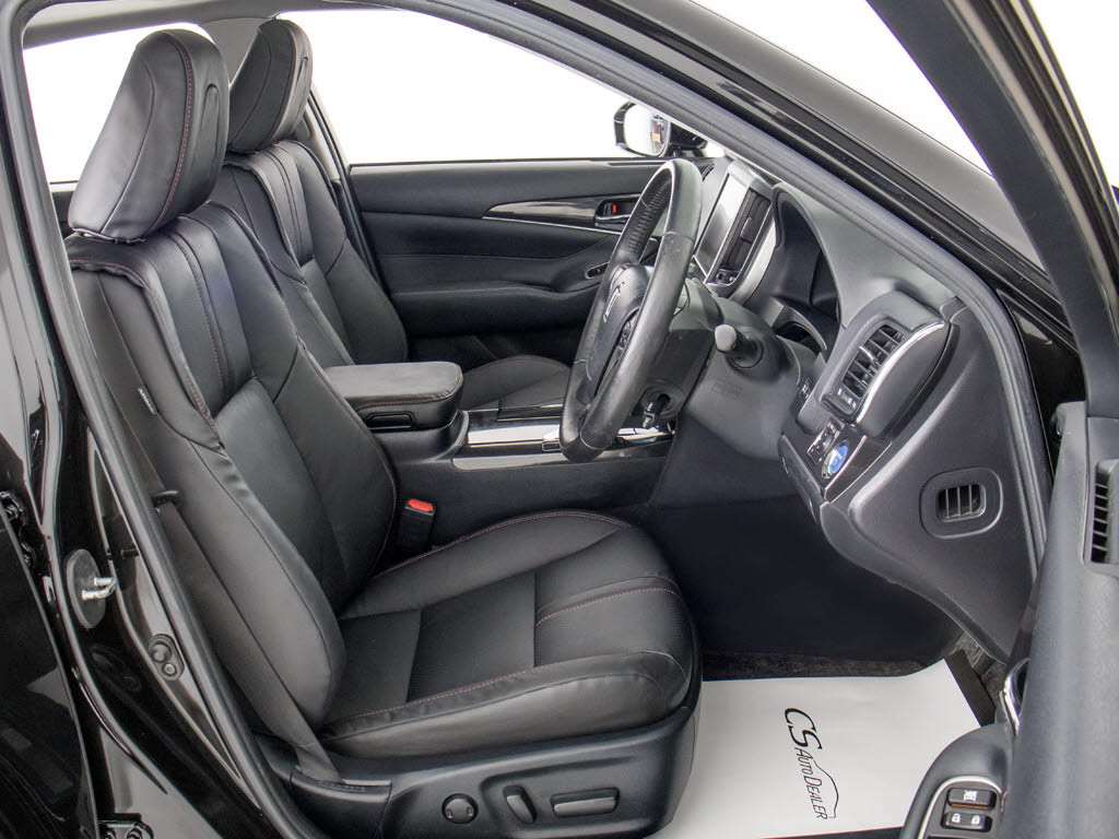 快適エアシート＆シートヒーターを装備して
います！高級車ならではの装備です！シート
が暖まる機能！シートから冷風が出る機能！
どちらも付いています！！寒い冬も、暑い夏
も快適にご乗車頂けます！！