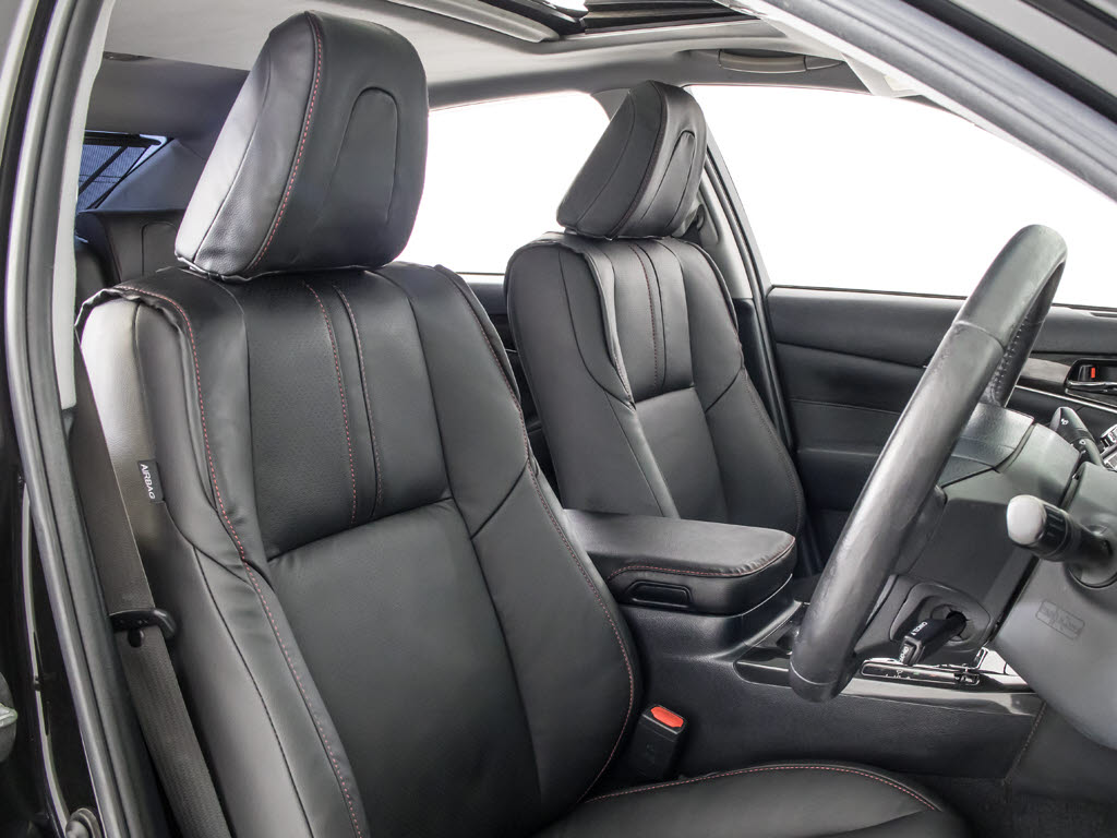 当社では、オゾンＯ３を利用した、根本的な
脱臭・消臭・除菌クリーニングを承っており
ます！こだわりのクリーニングで綺麗なお車
をご提供可能です！