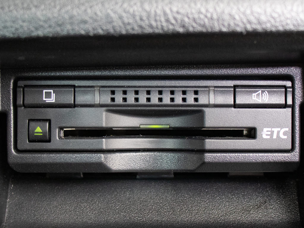 ★ETCが装備されています！！高速道路を利
用する際は必需品ですよね！！ストレス無く
料金所を通過出来ます！