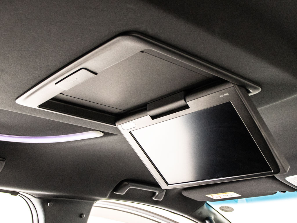 ★フリップダウンモニター★後席の方もDVD
等をお楽しみいただけます！