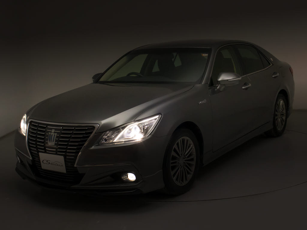 ★特別カラー　プレシャスメタル★グレーメ
タリック調の奥深い輝きを持つ雰囲気が大変
人気なお色となっております！！