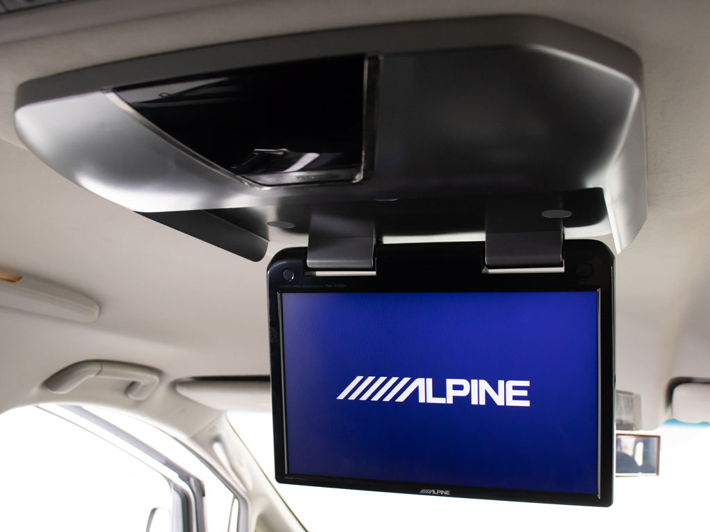 ★フリップダウンモニター★後席の方もDVD
等をお楽しみいただけます！