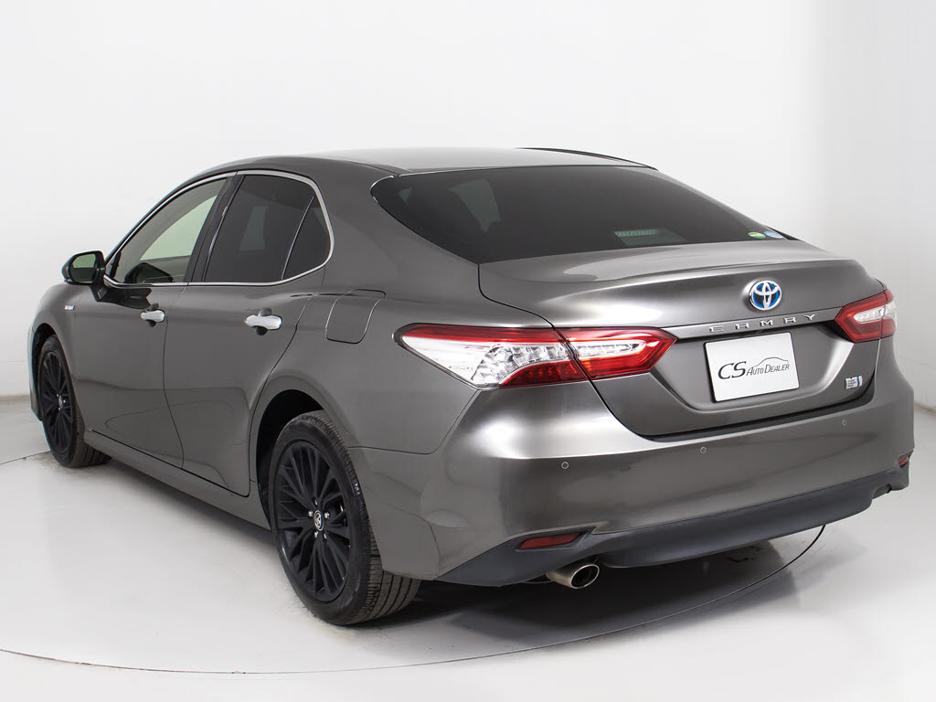 お車の下取りもお任せ下さい！国産、外車、
年式、走行距離問わず、どんなお車でも下取
りさせて頂きます。皆様のご相談お待ちして
おります！