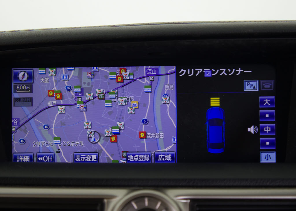 クリアランスソナーが付いています！フロン
ト＆リアにセンサーがあり、障害物に近づく
と警告音が鳴りドライバーへお知らせ！すご
く便利な人気装備です！！