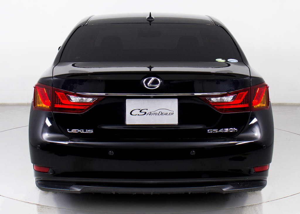 クリアランスソナーが付いています！フロン
ト＆リアにセンサーがあり、障害物に近づく
と警告音が鳴りドライバーへお知らせ！すご
く便利な人気装備です！！