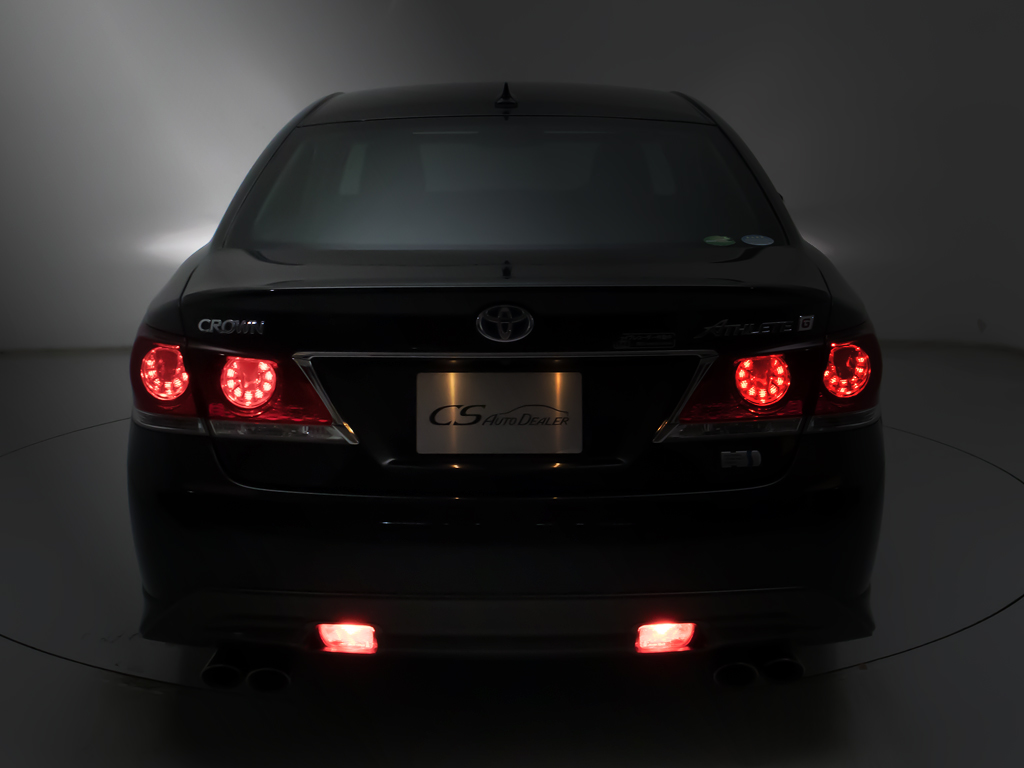 フルエアロが装着されています！お好みはい
かがですか？今付いているデザイン以外にも
、各ブランドのエアロを格安にてお取付け出
来ます！又、エアロを外してノーマル状態に
する事も出来ます！！