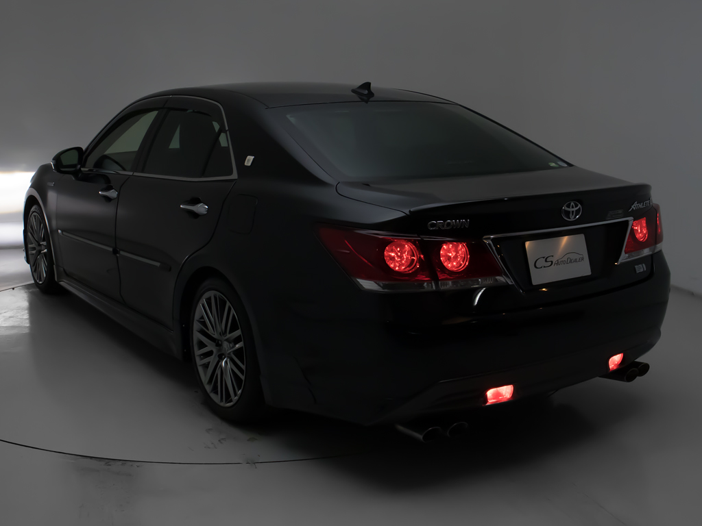 フルエアロが装着されています！お好みはい
かがですか？今付いているデザイン以外にも
、各ブランドのエアロを格安にてお取付け出
来ます！又、エアロを外してノーマル状態に
する事も出来ます！！