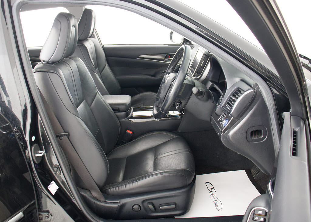 快適エアシート＆シートヒーターを装備して
います！高級車ならではの装備です！シート
が暖まる機能！シートから冷風が出る機能！
どちらも付いています！！寒い冬も、暑い夏
も快適にご乗車頂けます！！