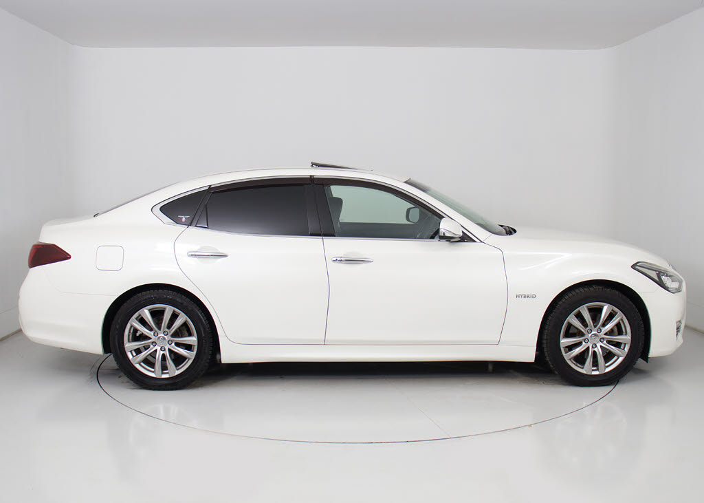 サイドビュー（ホイール交換・ダウンサス・
車高調など）のカスタムも承っております