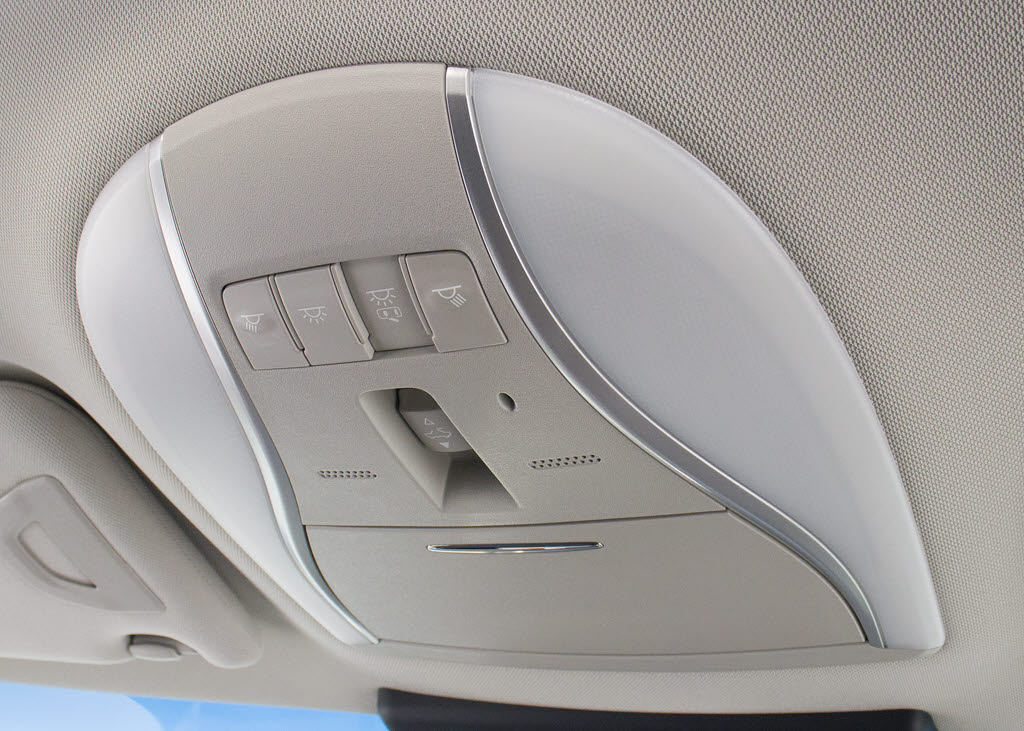 ★人気装備のサンルーフ！様々なドライブシ
ーンで活躍してくれます！！開放感ある車内
空間は気持ちがいいですよ！