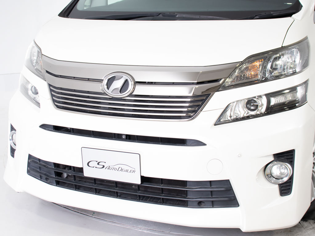 ★フロントビュー★グリル交換、エアロ取り
付け等、カスタムもお任せください！