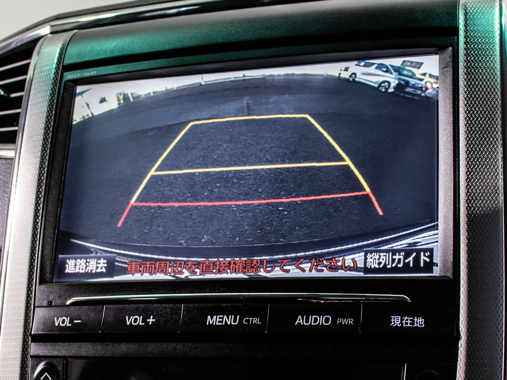 ★カラーバックモニター★車両後方を映す
安心装備！車庫入れをサポート致します！