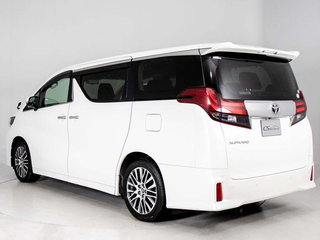 ★展示前点検実施★特殊な機材も用いて、全
車点検を実施しております！