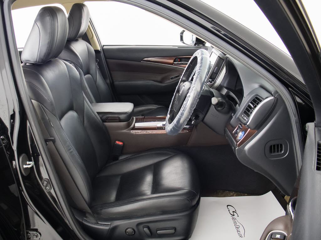 ★シートヒーターを装備しています！高級車
ならではの装備です！