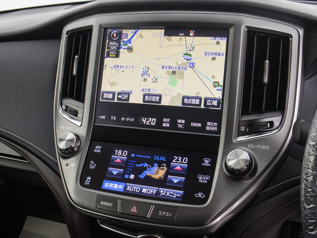 メーカー純正の大画面ＳＤナビが装備されて
います！操作も簡単！見やすい！純正だから
こその使いやすさ！