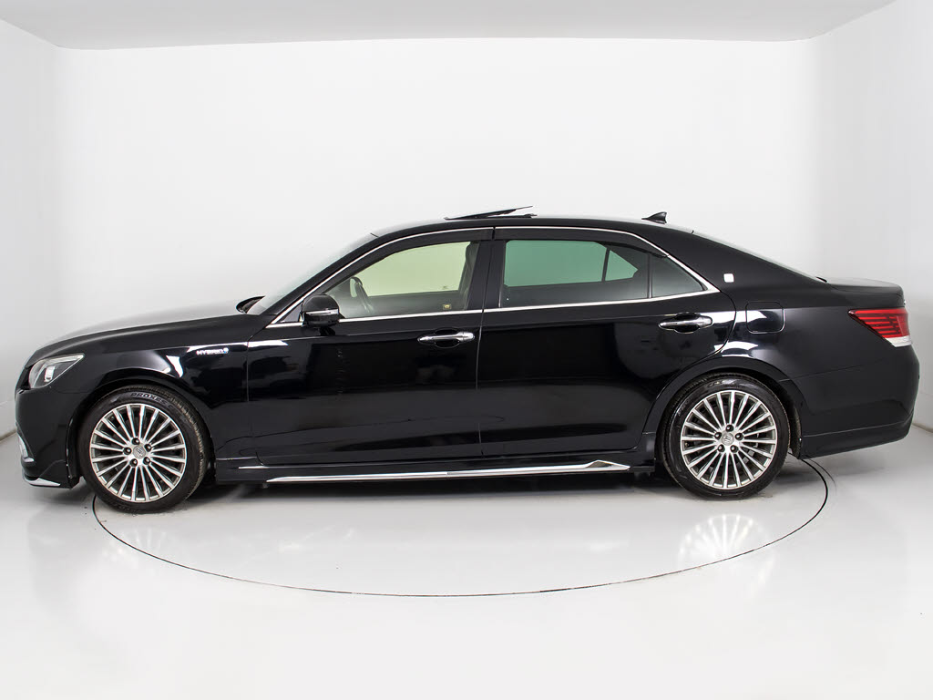 お探しの方必見ＯＰ１８ＡＷ付！大人気のオ
プション装備純正１８インチアルミホイール
！