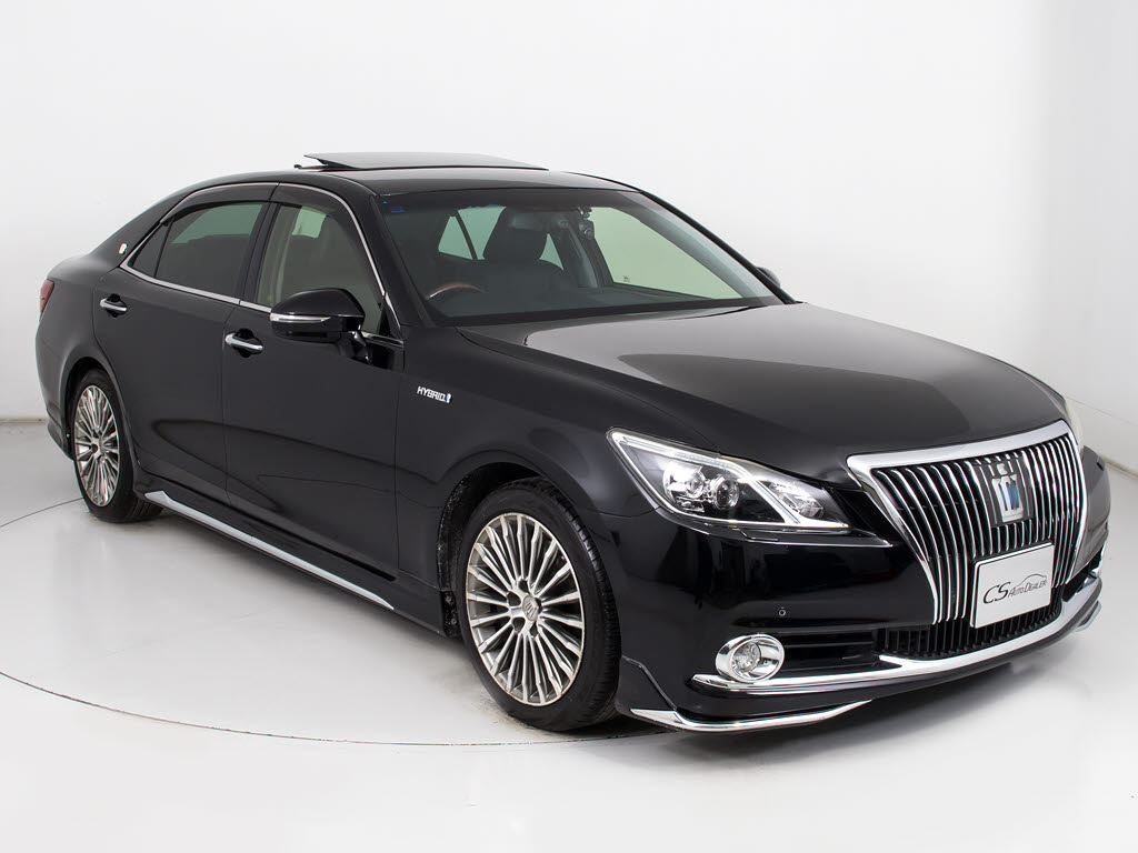 フルエアロが装着されています！お好みはい
かがですか？今付いているデザイン以外にも
、各ブランドのエアロを格安にてお取付け出
来ます！又、エアロを外してノーマル状態に
する事も出来ます！！