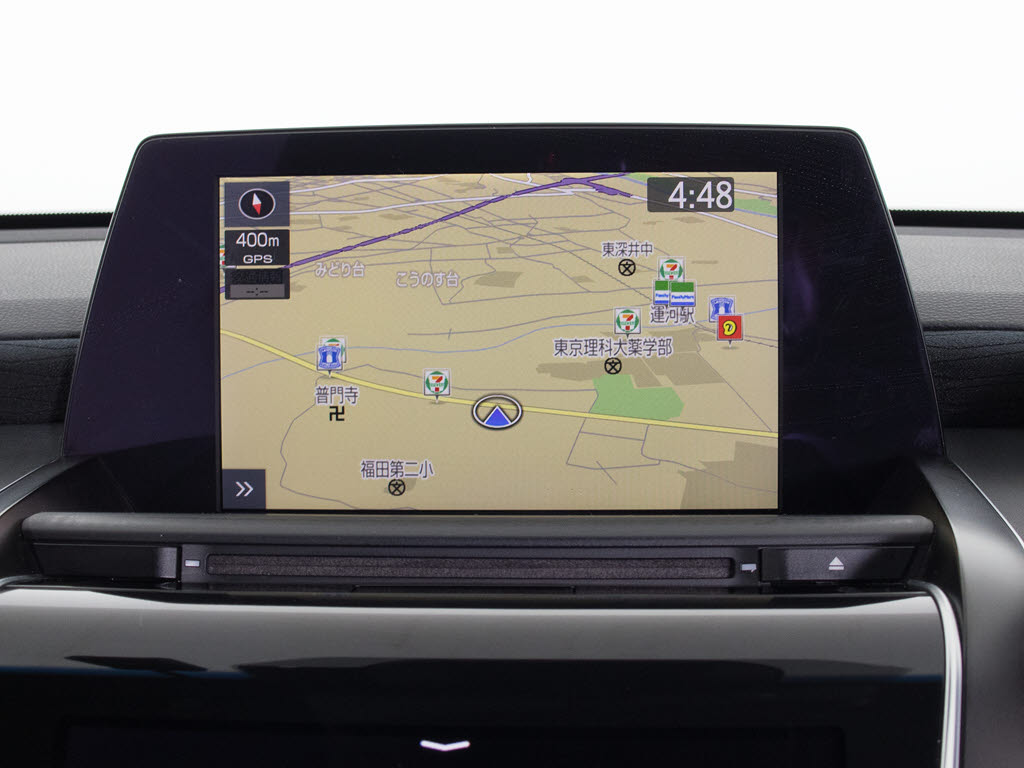 メーカー純正の大画面ＳＤナビが装備されて
います！操作も簡単！見やすい！純正だから
こその使いやすさ！