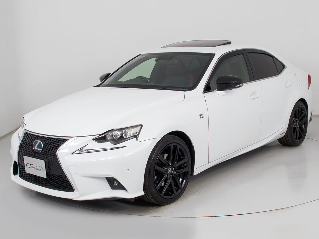 ★ガラス系ボディコーティングの施工も可能
です！！綺麗な状態をより長く保たせる事が
出来ます！