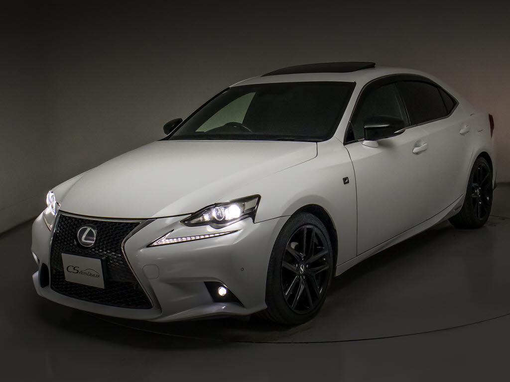 ★ガラス系ボディコーティングの施工も可能
です！！綺麗な状態をより長く保たせる事が
出来ます！