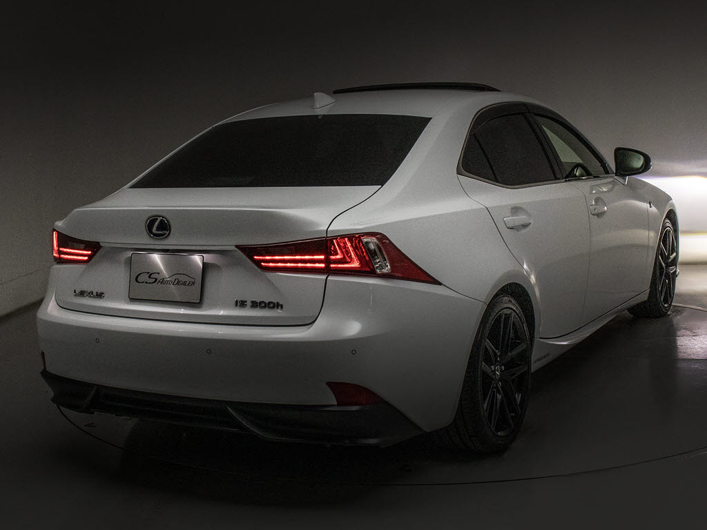 テールスモーク加工、スポイラー取付等々ド
レスアップ可能です。違う角度が見たい・・
・等のご要望御座いましたら是非お声掛け下
さい！！お写真をお送りさせて頂きます。