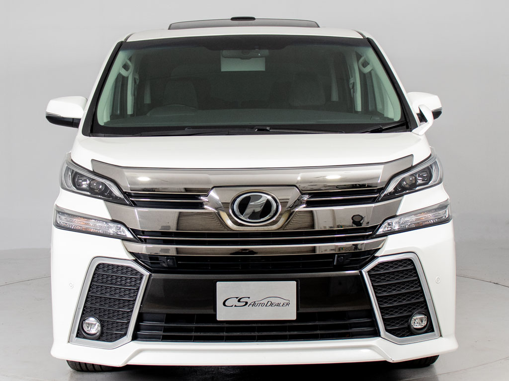 ★フロントビュー★グリル交換、エアロ取り
付け等、カスタムもお任せください！