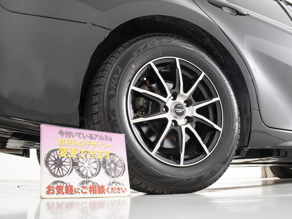 １６インチアルミホイール装着車両！！アル
ミホイールの変更も可能です！お客様のお好
みの１台を作成可能となります！※詳細はス
タッフまでお尋ねください。