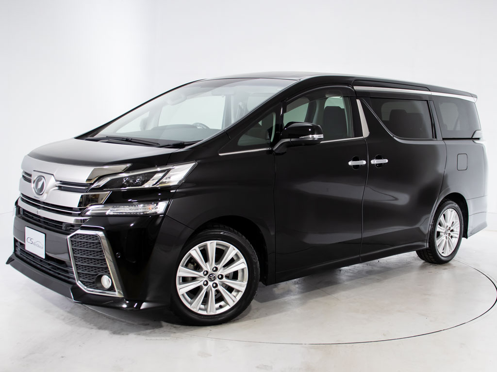 ★フロントビュー★グリル交換、エアロ取り
付け等、カスタムもお任せください！