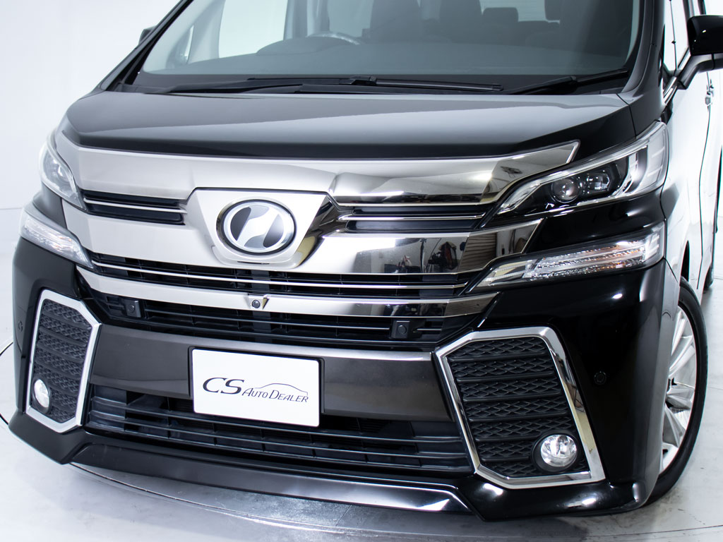 ★フロントビュー★グリル交換、エアロ取り
付け等、カスタムもお任せください！