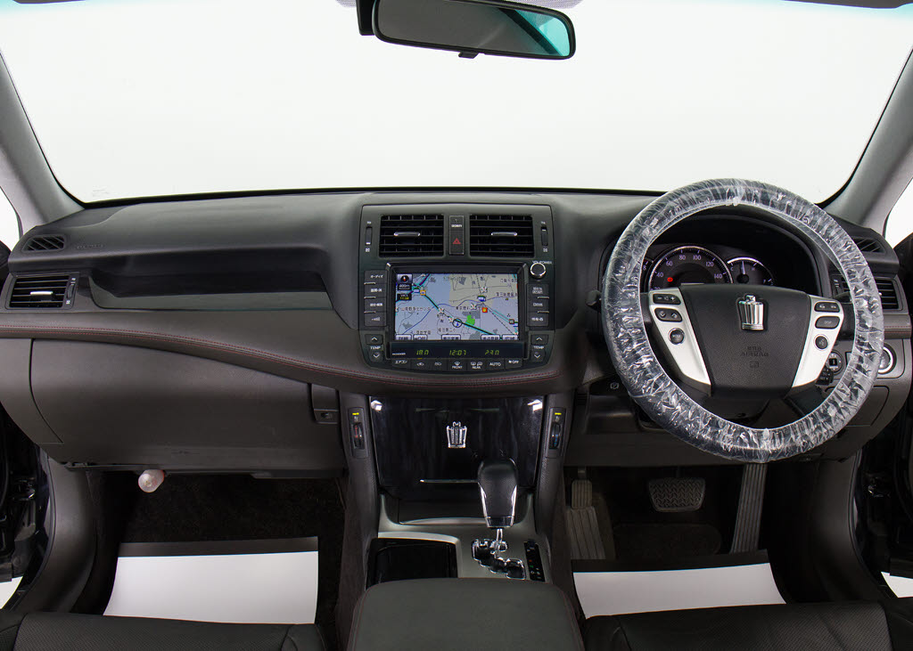 快適エアシート＆シートヒーターを装備して
います！高級車ならではの装備です！シート
が暖まる機能！シートから冷風が出る機能！
どちらも付いています！！寒い冬も、暑い夏
も快適にご乗車頂けます！！