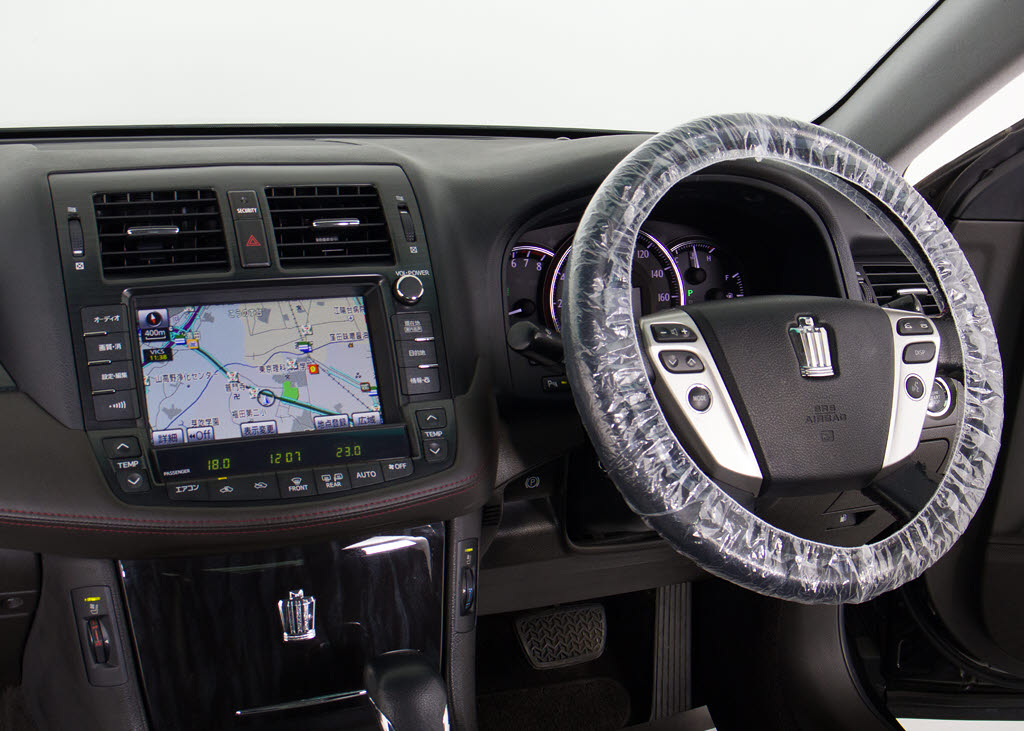 ボタン一つでトランクオープンが可能！車内
から操作できる為、非常に便利な装備の一つ
となります！