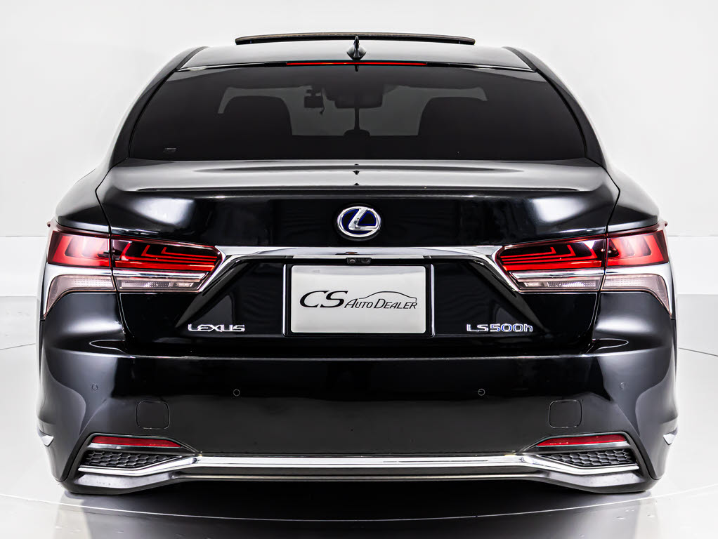 人気のブラック外装！グラファイトブラック
ガラスフレークボディ！エアロカスタムや下
地つくりから実施する流行りのボディコーテ
ィングも施工可能です