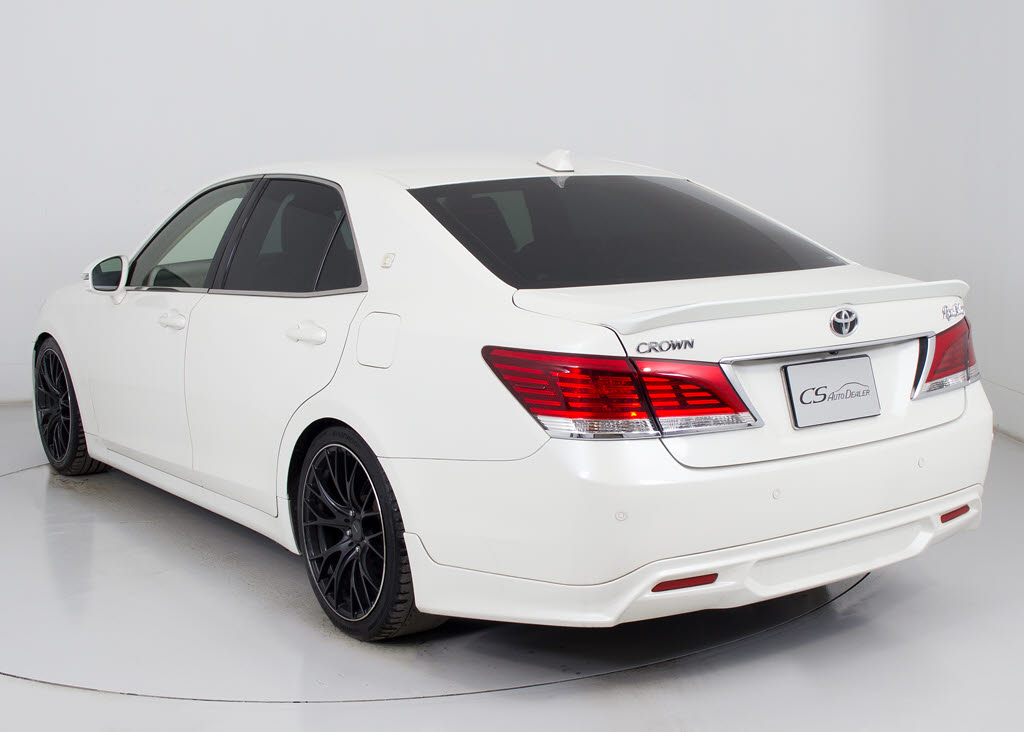 お車の下取りもお任せ下さい！国産、外車、
年式、走行距離問わず、どんなお車でも下取
りさせて頂きます。皆様のご相談お待ちして
おります！