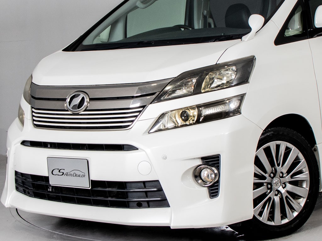 ★フロントビュー★グリル交換、エアロ取り
付け等、カスタムもお任せください！