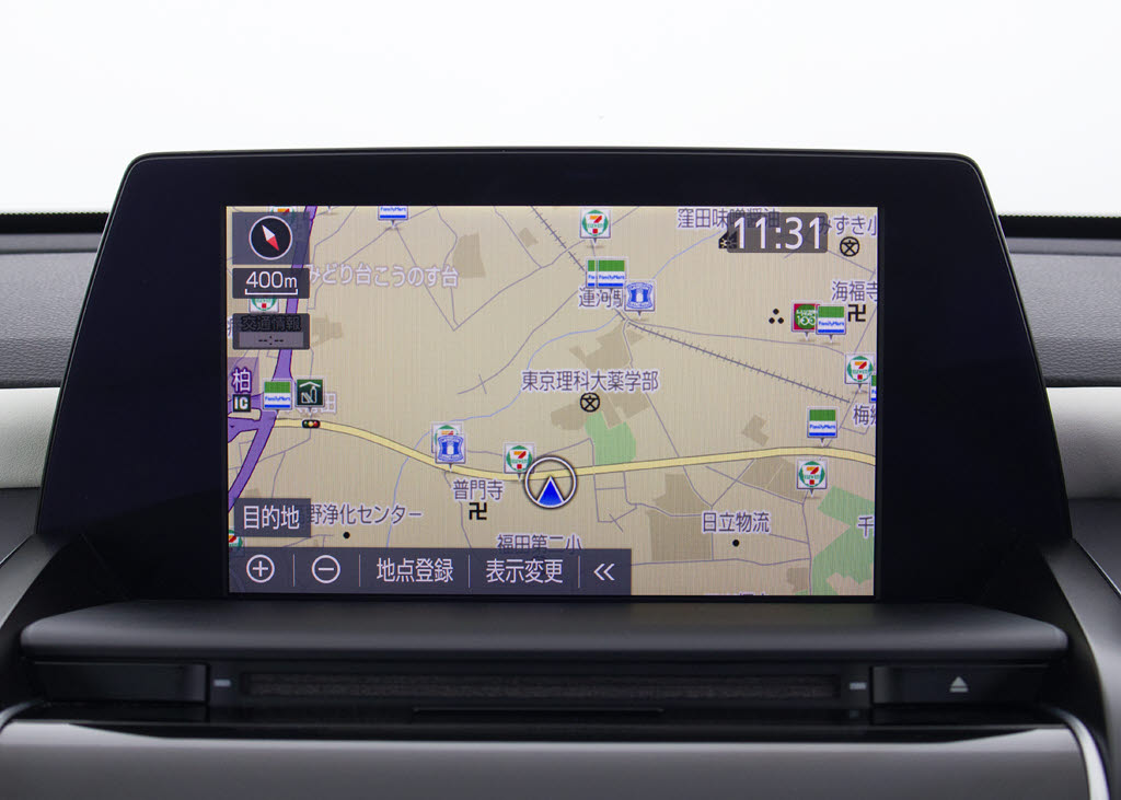 メーカー純正の大画面ＳＤナビが装備されて
います！操作も簡単！見やすい！純正だから
こその使いやすさ！