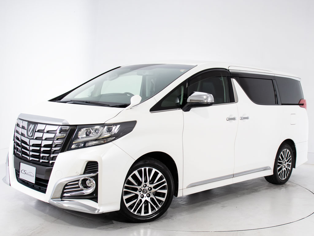 ★フロントビュー★グリル交換、エアロ取り
付け等、カスタムもお任せください！