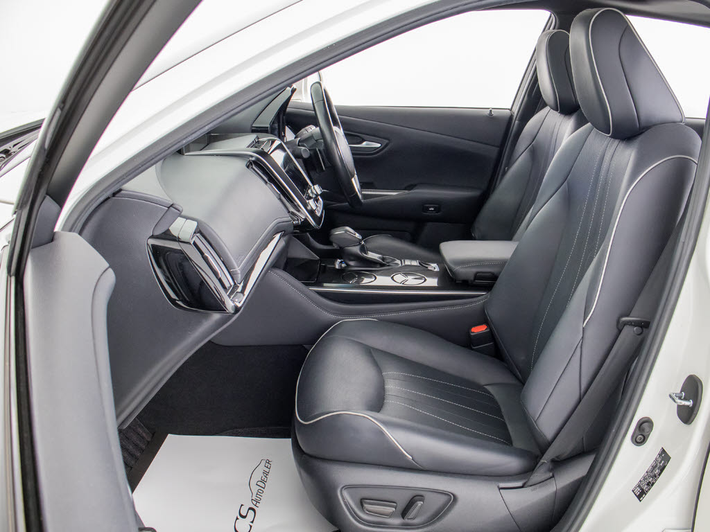 快適エアシート＆シートヒーターを装備して
います！高級車ならではの装備です！シート
が暖まる機能！シートから冷風が出る機能！
どちらも付いています！！寒い冬も、暑い夏
も快適にご乗車頂けます！！