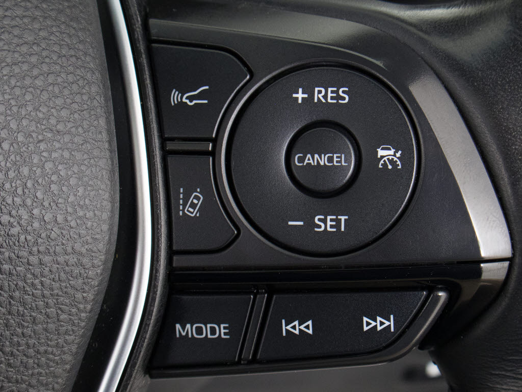 さまざまな機能を統合した衝突回避支援パッ
ケージ、「トヨタ　セーフティセンス」！衝
突軽減システムや車線逸脱防止機能等の最先
端の予防安全（アクティブセーフティ）技術
です。