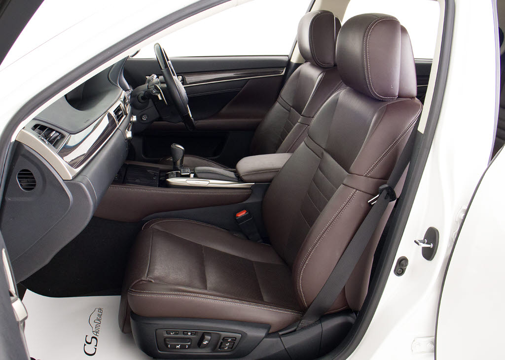 当社では、一般のクリーニングでは満足せず
、オゾンを利用した、根本的な脱臭・消臭・
除菌クリーニングも承っております！