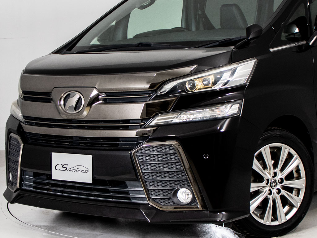 ★フロントビュー★グリル交換、エアロ取り
付け等、カスタムもお任せください！