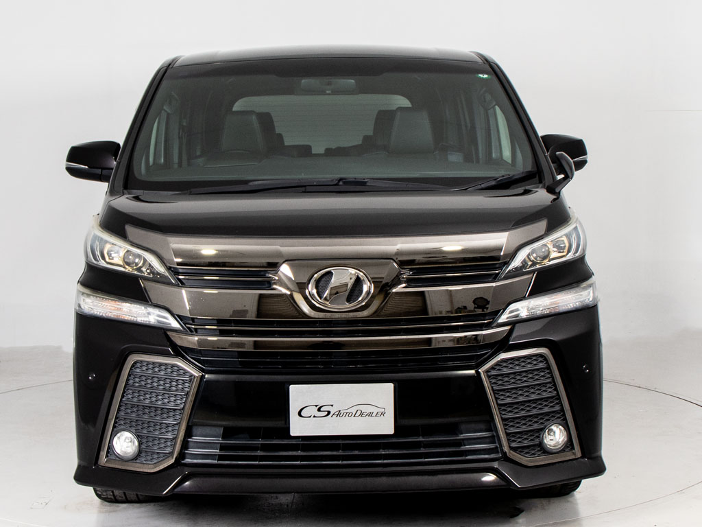 ★フロントビュー★グリル交換、エアロ取り
付け等、カスタムもお任せください！