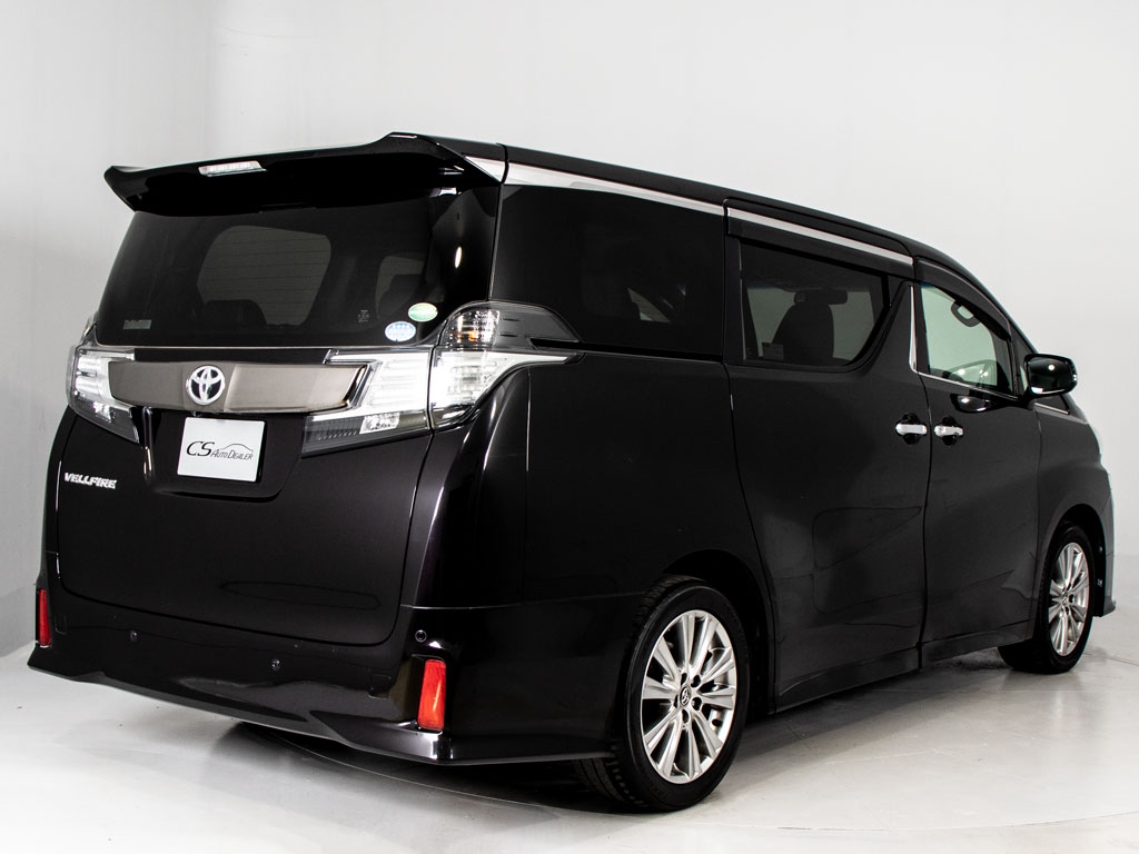 ★ﾘｱﾋﾞｭｰ★テールランプ加工、マフラー換装
等も承っております！