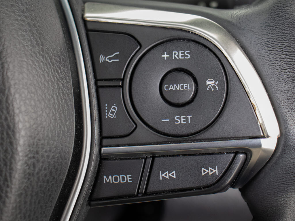 さまざまな機能を統合した衝突回避支援パッ
ケージ、「トヨタ　セーフティセンス」！最
先端の予防安全（アクティブセーフティ）技
術です。