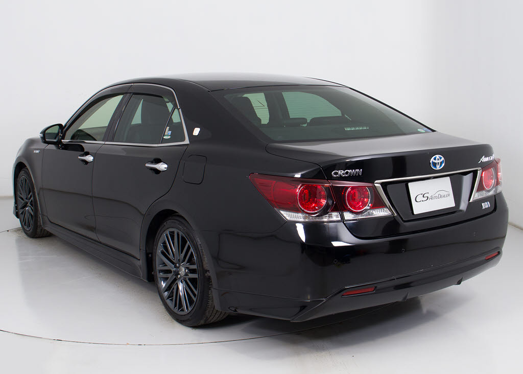 フルエアロが装着されています！お好みはい
かがですか？今付いているデザイン以外にも
、各ブランドのエアロを格安にてお取付け出
来ます！又、エアロを外してノーマル状態に
する事も出来ます！！