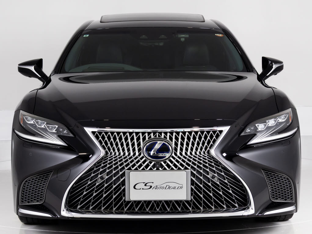 衝突軽減ブレーキやレーントレーシングアシ
スト等の充実の安全装備レクサスセーフティ
システム+Ａ完備！