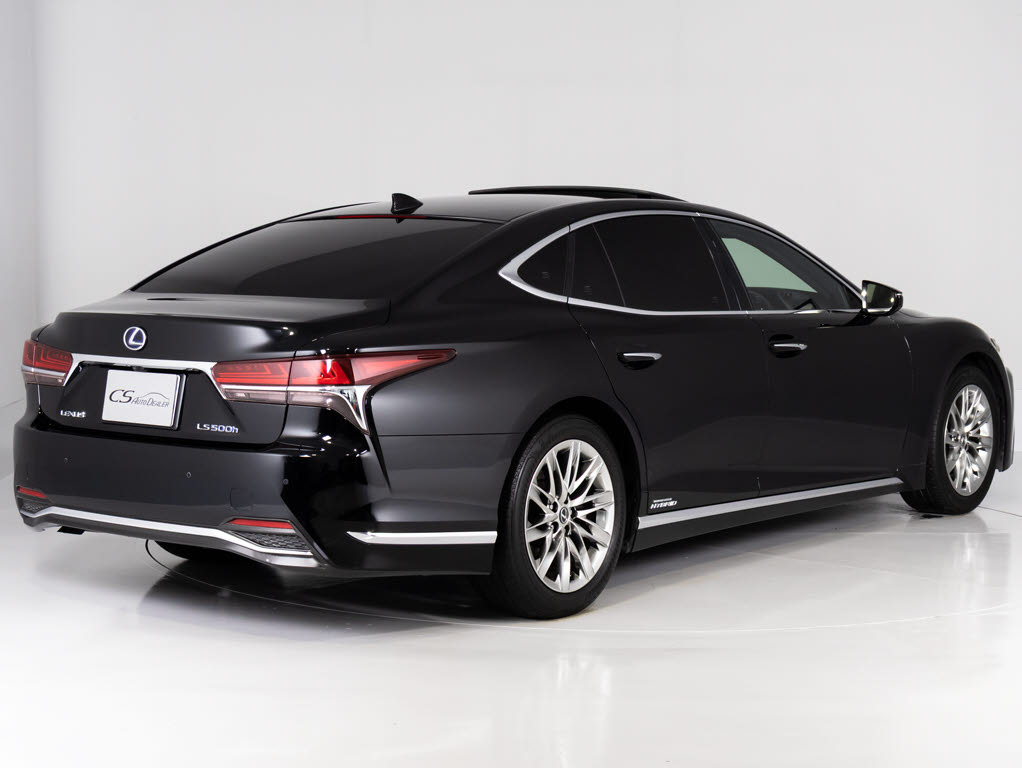 エアロカスタムやアルミホイール取付などの
ドレスアップもご注文可能です！