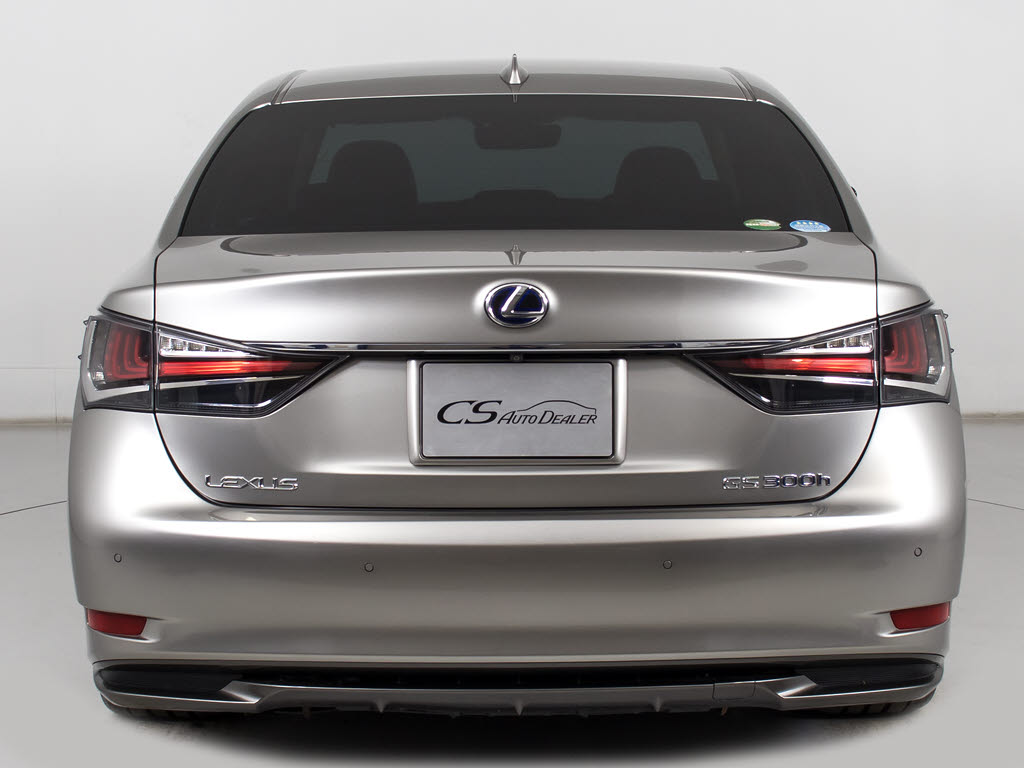 クリアランスソナーが付いています！フロン
ト＆リアにセンサーがあり、障害物に近づく
と警告音が鳴りドライバーへお知らせ！すご
く便利な人気装備です！！